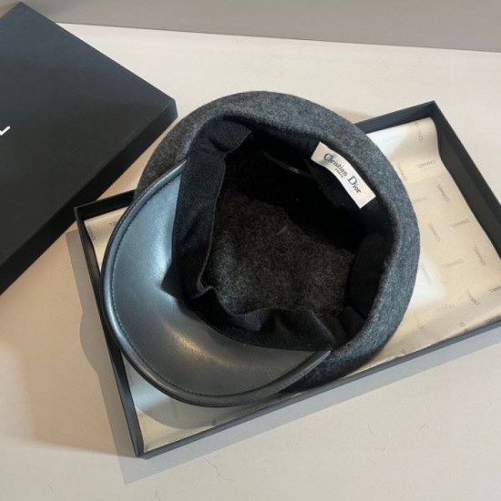 DIOR This is what you need this winter 2023FW hat DIOR This is what you need this winter 2023FW hat