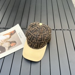 2023SS FENDI Fendi Hat Charm-filled style