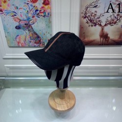 Cool one piece GUCCI Gucci 2023SS hat to make a difference around