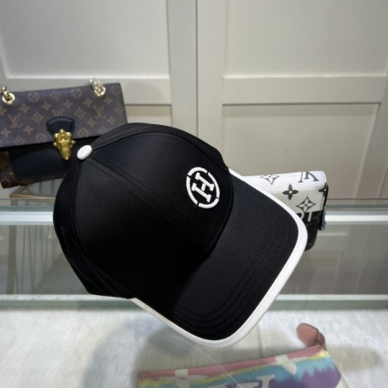 HERMES Hermes elegant casual outfit 2023SS hat HERMES Hermes elegant casual outfit 2023SS hat
