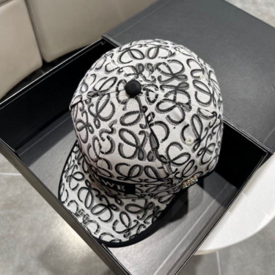 2023FW Hat LOEWE LOEWE A very popular brand in Japan 2023FW Hat LOEWE LOEWE A very popular brand in Japan