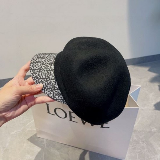 LOEWE This season's explosively popular standard product 2023FW hat LOEWE This season's explosively popular standard product 2023FW hat