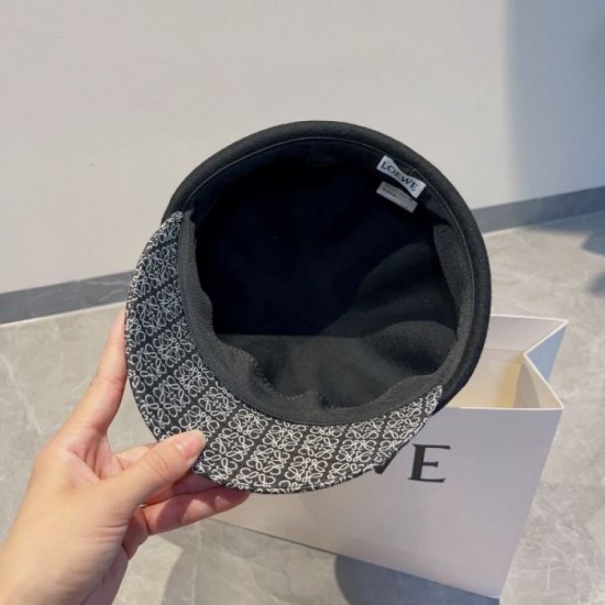 LOEWE This season's explosively popular standard product 2023FW hat LOEWE This season's explosively popular standard product 2023FW hat