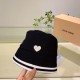 2023FW hat MIU MIU MIU MIU which is usable regardless of the scene 2023FW hat MIU MIU MIU MIU which is usable regardless of the scene