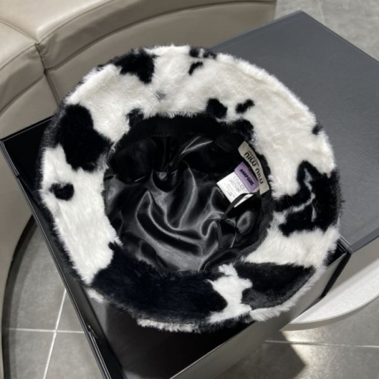 2023FW Hat MIU MIU Vest-type items 2023FW Hat MIU MIU Vest-type items