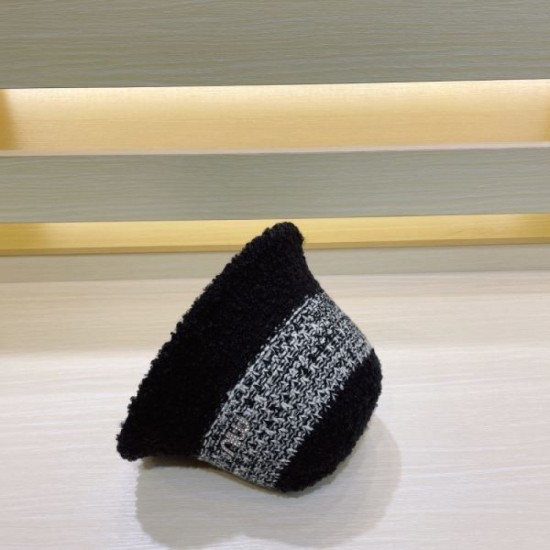 2023FW Hat MIU MIU Creates a casual feel 2023FW Hat MIU MIU Creates a casual feel