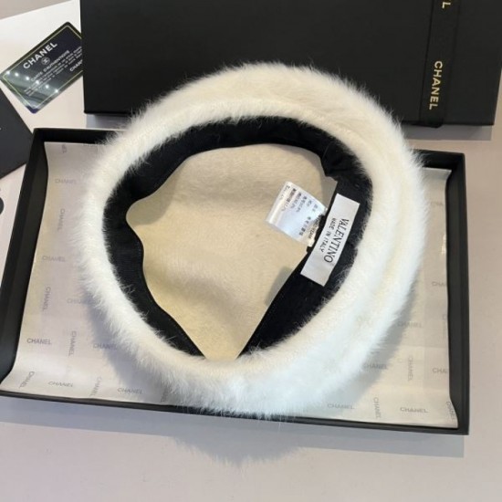 VALENTINO Overwhelming approval rating 2023FW hat VALENTINO Overwhelming approval rating 2023FW hat