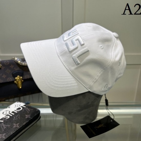 YSL Yves Saint Laurent Casual Inverted Glamor 2023SS Hat YSL Yves Saint Laurent Casual Inverted Glamor 2023SS Hat