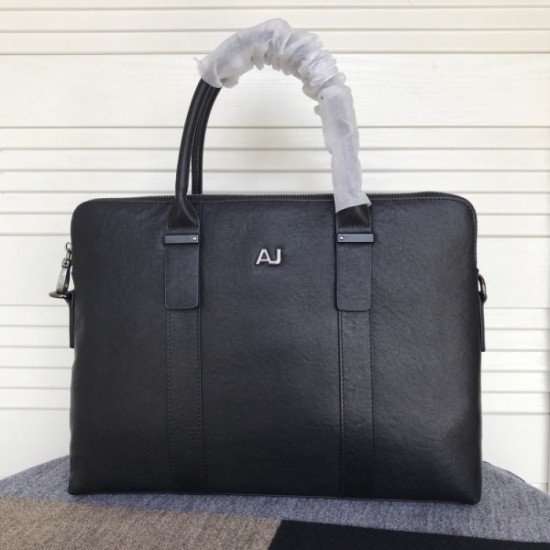 Popular style sold this year 2023SS ARMANI Armani briefcase Popular style sold this year 2023SS ARMANI Armani briefcase