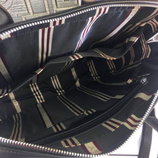 BALLY 2023SS Briefcase Continues to attract attention in spring and summer BALLY 2023SS Briefcase Continues to attract attention in spring and summer