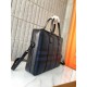 BURBERRY Burberry 2023SS briefcase extreme popularity limited color BURBERRY Burberry 2023SS briefcase extreme popularity limited color