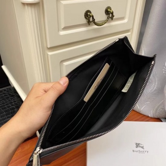 BURBERRY Burberry 2023SS clutch bag hottest first come first served BURBERRY Burberry 2023SS clutch bag hottest first come first served
