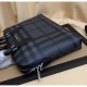 Item 2023SS BURBERRY Burberry briefcase with a strong presence Item 2023SS BURBERRY Burberry briefcase with a strong presence