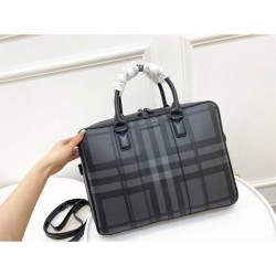 Eye-catching style this summer 2023SS BURBERRY Burberry Briefcase