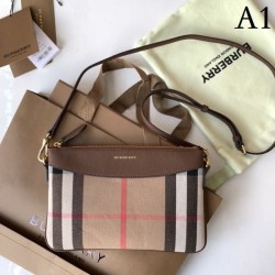 New items are sold out 2023FW BURBERRY Burberry clutch bag