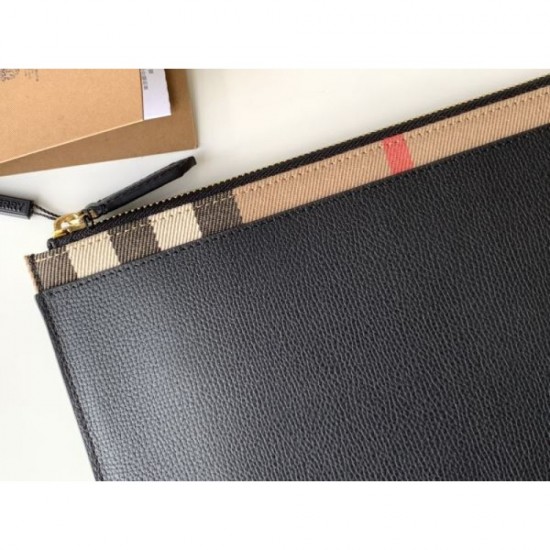 Latest and guaranteed to be sold out 2023FW BURBERRY Burberry clutch bag Latest and guaranteed to be sold out 2023FW BURBERRY Burberry clutch bag