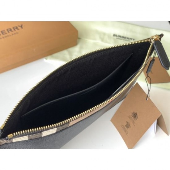 Latest and guaranteed to be sold out 2023FW BURBERRY Burberry clutch bag Latest and guaranteed to be sold out 2023FW BURBERRY Burberry clutch bag