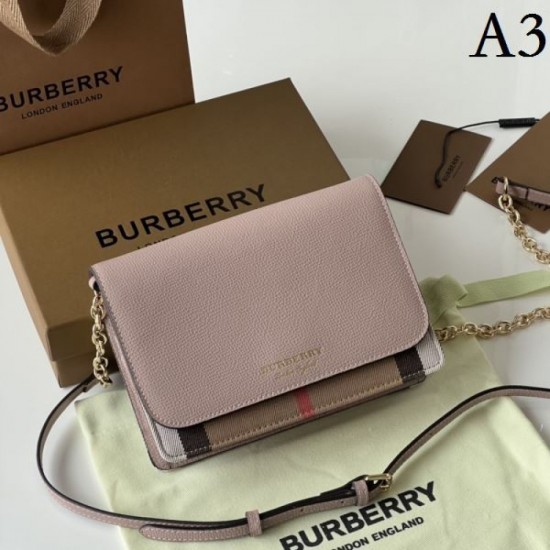 Very bargain 2023FW BURBERRY Burberry shoulder bag Very bargain 2023FW BURBERRY Burberry shoulder bag