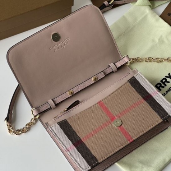 Very bargain 2023FW BURBERRY Burberry shoulder bag Very bargain 2023FW BURBERRY Burberry shoulder bag