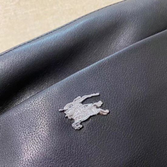 Popular items back in stock 2023FW BURBERRY Men's shoulder bag Popular items back in stock 2023FW BURBERRY Men's shoulder bag