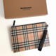 BURBERRY Burberry clutch bag 2023FW New masterpiece with high demand BURBERRY Burberry clutch bag 2023FW New masterpiece with high demand