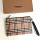 BURBERRY Burberry clutch bag 2023FW New masterpiece with high demand BURBERRY Burberry clutch bag 2023FW New masterpiece with high demand