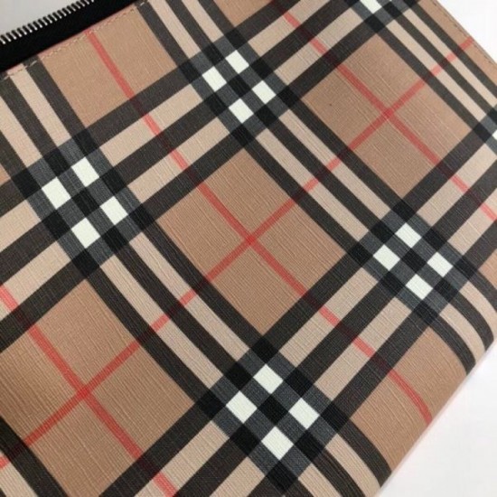 BURBERRY Burberry clutch bag 2023FW New masterpiece with high demand BURBERRY Burberry clutch bag 2023FW New masterpiece with high demand