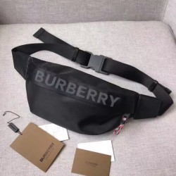 BURBERRY Waist bag 2023FW Gives a casual feel