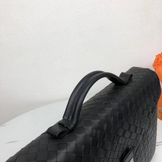 Seasonal Item 2023SS BOTTEGA VENETA Briefcase Seasonal Item 2023SS BOTTEGA VENETA Briefcase