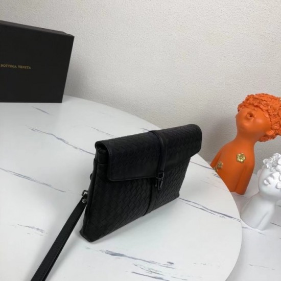 Almost sold out 2023SS BOTTEGA VENETA Clutch bag Almost sold out 2023SS BOTTEGA VENETA Clutch bag