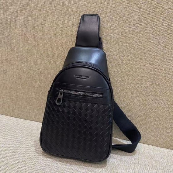 Featured No.1 2023FW BOTTEGA VENETA Bottega Veneta Chest Bag Featured No.1 2023FW BOTTEGA VENETA Bottega Veneta Chest Bag