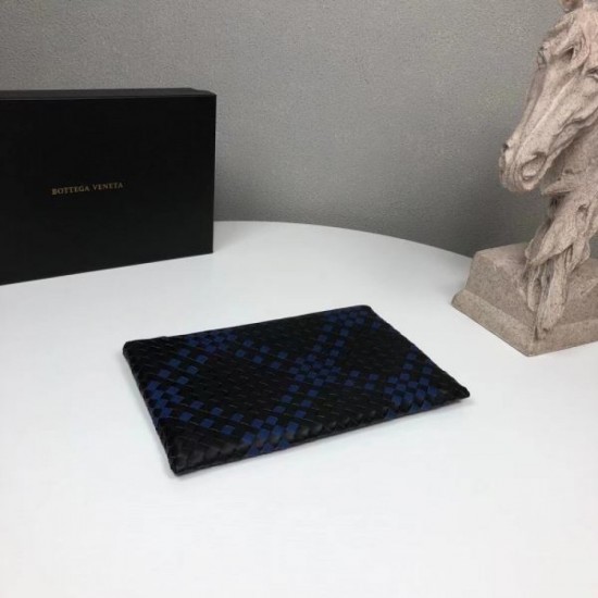 Secured 2023FW BOTTEGA VENETA Bottega Veneta clutch bag Secured 2023FW BOTTEGA VENETA Bottega Veneta clutch bag