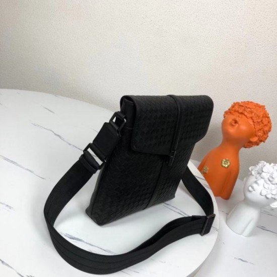 Inevitably sold out 2023FW BOTTEGA VENETA Bottega Veneta shoulder bag Inevitably sold out 2023FW BOTTEGA VENETA Bottega Veneta shoulder bag