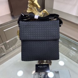 Eternal standard product 2023FW BOTTEGA VENETA Bottega Veneta Men's Shoulder Bag