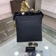 Eternal standard product 2023FW BOTTEGA VENETA Bottega Veneta Men's Shoulder Bag Eternal standard product 2023FW BOTTEGA VENETA Bottega Veneta Men's Shoulder Bag