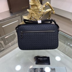 Recommended Sale 2023FW BOTTEGA VENETA Bottega Veneta Men's Shoulder Bag