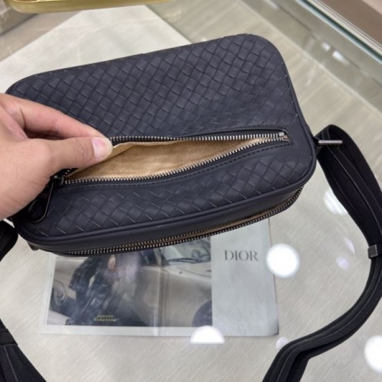 Recommended Sale 2023FW BOTTEGA VENETA Bottega Veneta Men's Shoulder Bag Recommended Sale 2023FW BOTTEGA VENETA Bottega Veneta Men's Shoulder Bag