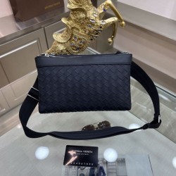 Featured New Brand 2023FW BOTTEGA VENETA Bottega Veneta Men's Shoulder Bag
