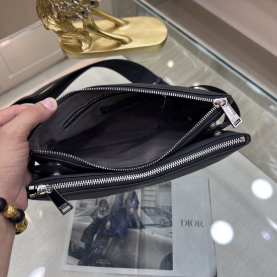 Featured New Brand 2023FW BOTTEGA VENETA Bottega Veneta Men's Shoulder Bag Featured New Brand 2023FW BOTTEGA VENETA Bottega Veneta Men's Shoulder Bag