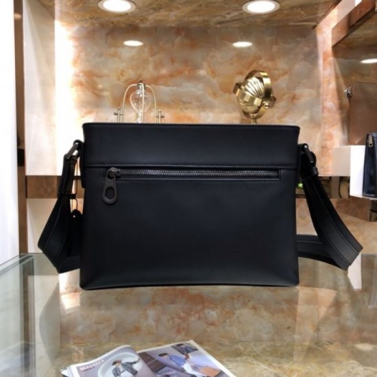 Happy to be back in stock 2023FW BOTTEGA VENETA Bottega Veneta Men's Shoulder Bag Happy to be back in stock 2023FW BOTTEGA VENETA Bottega Veneta Men's Shoulder Bag