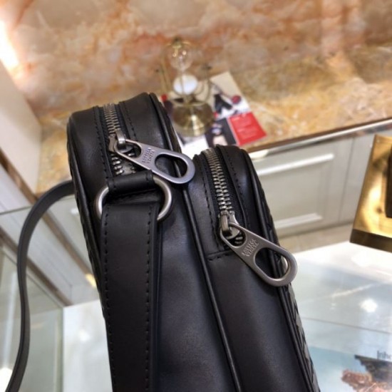 Smart impression 2023FW BOTTEGA VENETA Bottega Veneta men's shoulder bag Smart impression 2023FW BOTTEGA VENETA Bottega Veneta men's shoulder bag