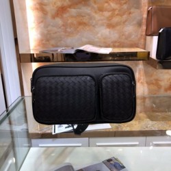 Popular Autumn Models 2023FW BOTTEGA VENETA Bottega Veneta Men's Shoulder Bag