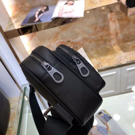 Popular Autumn Models 2023FW BOTTEGA VENETA Bottega Veneta Men's Shoulder Bag Popular Autumn Models 2023FW BOTTEGA VENETA Bottega Veneta Men's Shoulder Bag