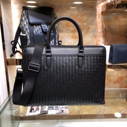 New item you definitely want 2023FW BOTTEGA VENETA Bottega Veneta Men's Briefcase
