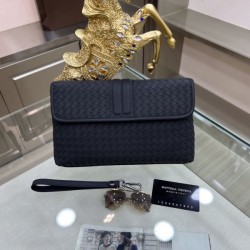 Overwhelming approval rating 2023FW BOTTEGA VENETA Bottega Veneta men's clutch bag