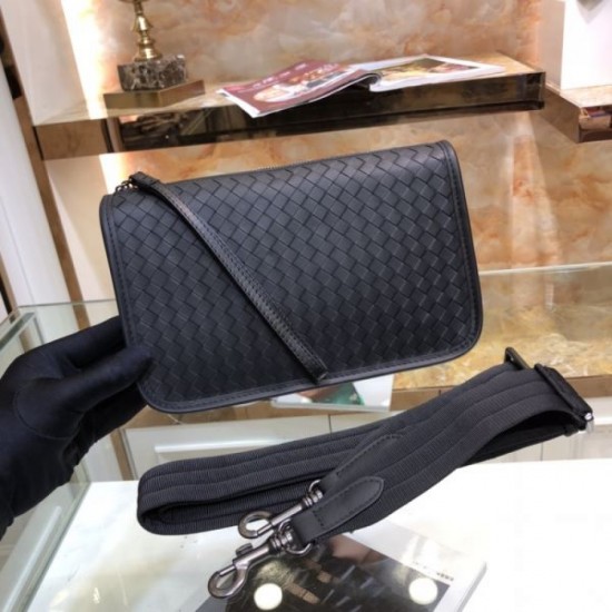 This year's big trends 2023FW BOTTEGA VENETA Bottega Veneta men's clutch bag This year's big trends 2023FW BOTTEGA VENETA Bottega Veneta men's clutch bag