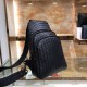 Extremely rare and difficult to obtain 2023FW BOTTEGA VENETA Bottega Veneta Men's Chest Bag Extremely rare and difficult to obtain 2023FW BOTTEGA VENETA Bottega Veneta Men's Chest Bag