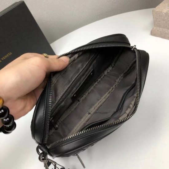 BOTTEGA VENETA Bottega Veneta Clutch Bag 2023FW Popular Topics BOTTEGA VENETA Bottega Veneta Clutch Bag 2023FW Popular Topics