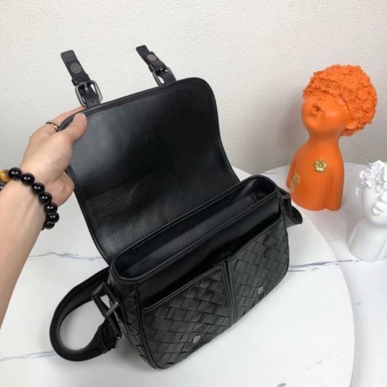 BOTTEGA VENETA Bottega Veneta Shoulder Bag 2023FW First come, first served BOTTEGA VENETA Bottega Veneta Shoulder Bag 2023FW First come, first served