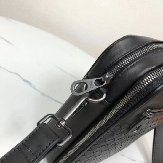BOTTEGA VENETA Shoulder bag 2023FW Must be sold out BOTTEGA VENETA Shoulder bag 2023FW Must be sold out